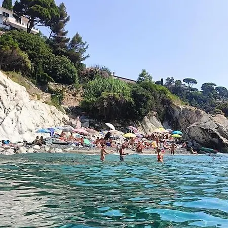 Ampio Monolocale Sul Mare Lägenhet *